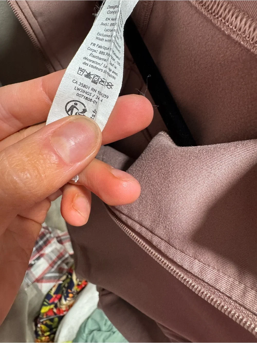 Lululemon it’s a Rulu Half Zip Pullover - Picture 6 of 6